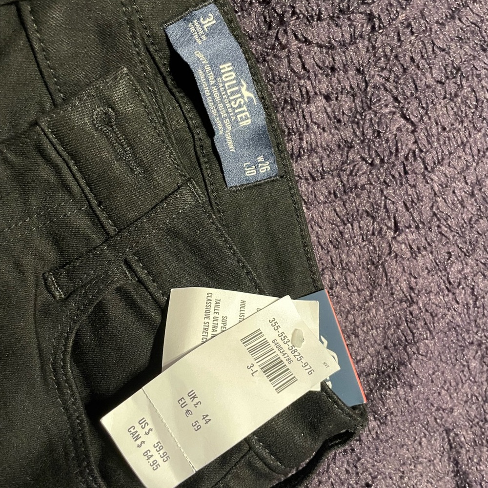 Brand New never used Hollister jeans size 3-L